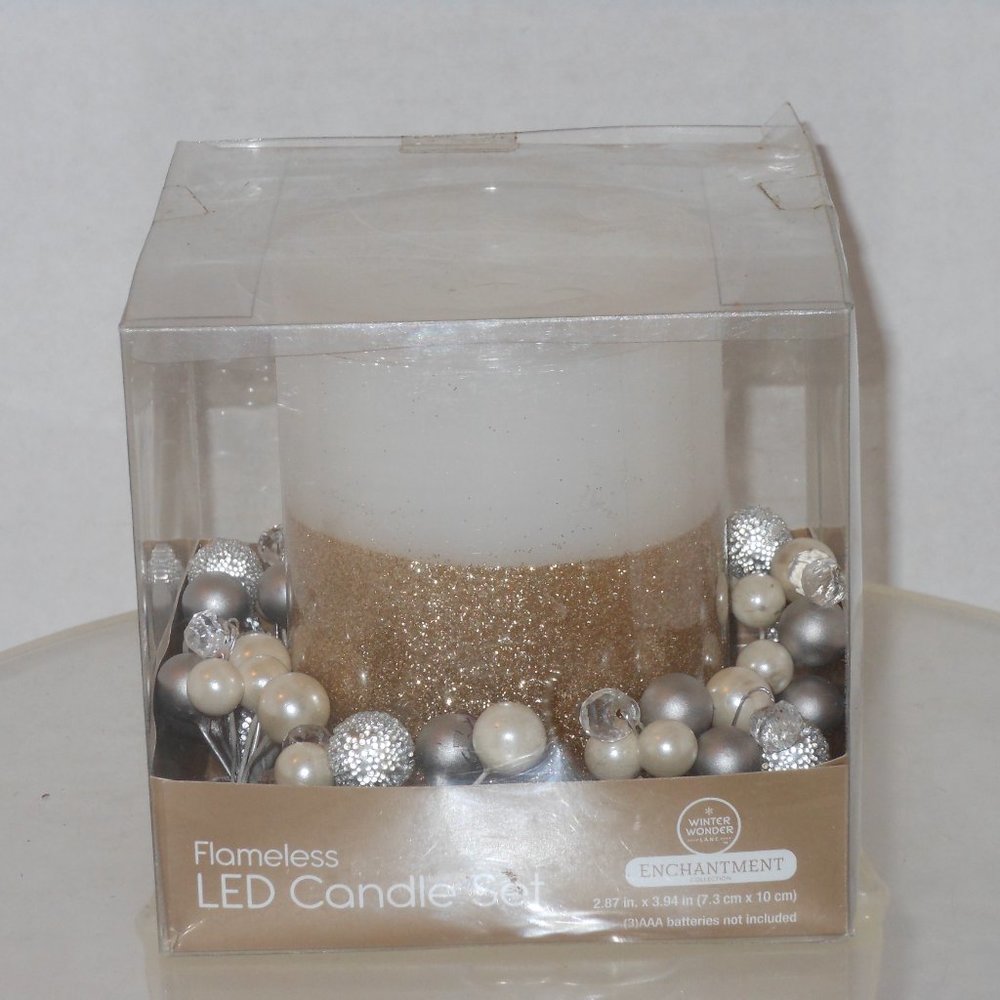 FLAMELESS LED CANDLE SET - Picture 3 of 5